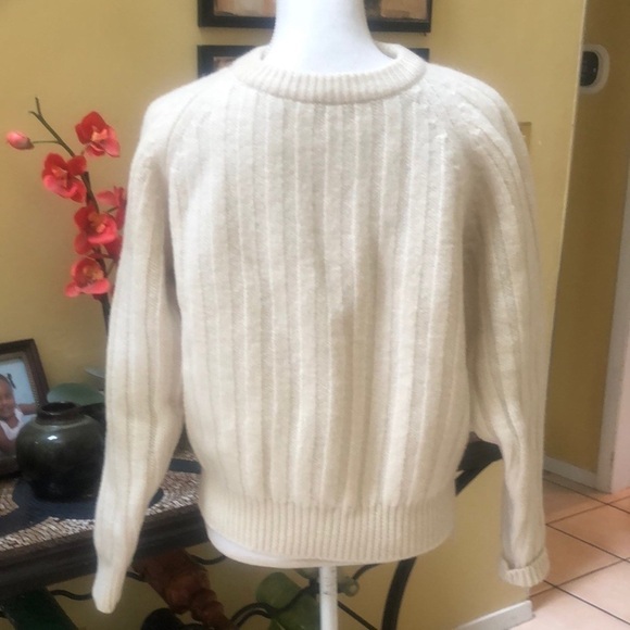 Christopher Hayes Vintage Women’s Beige Chunky Cable Knit Wool Sweater Size XL - Picture 9 of 12